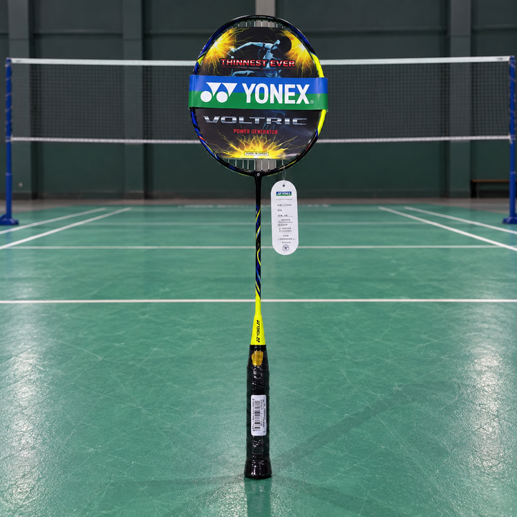راکت بدمینتون یونکس کربن دار YONEX مدل ASTROX + هدیه